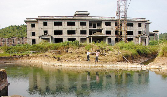 δ-1.jpg