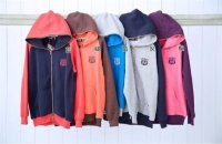 psbCA06SQMK.jpg