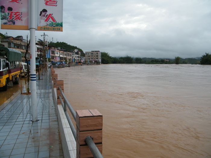 Ƭ 005.jpg
