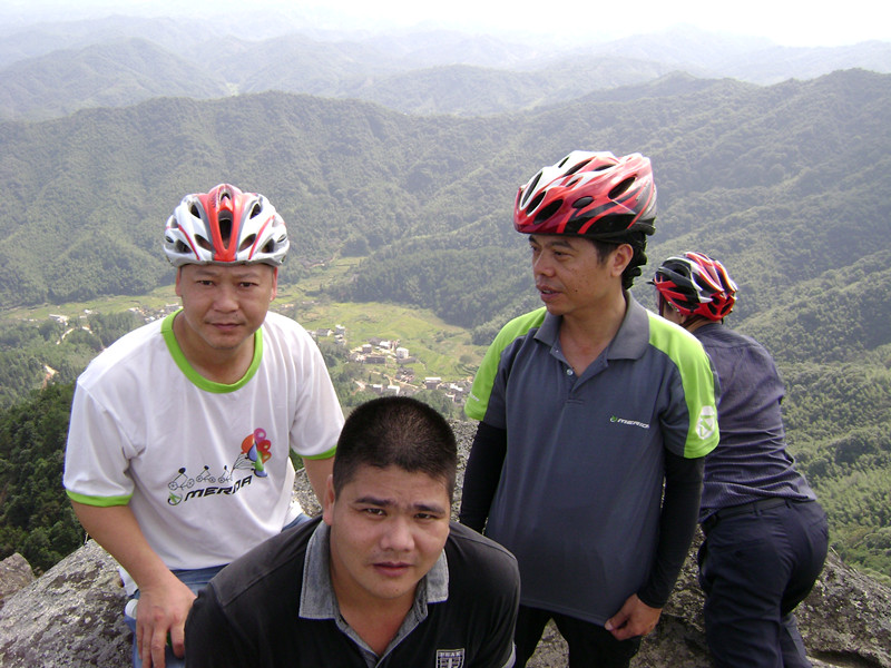 DSC00207_.jpg
