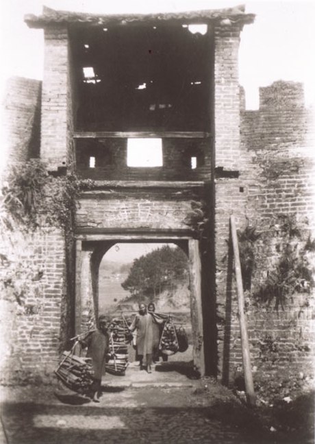 1918-1945ƽس.jpg