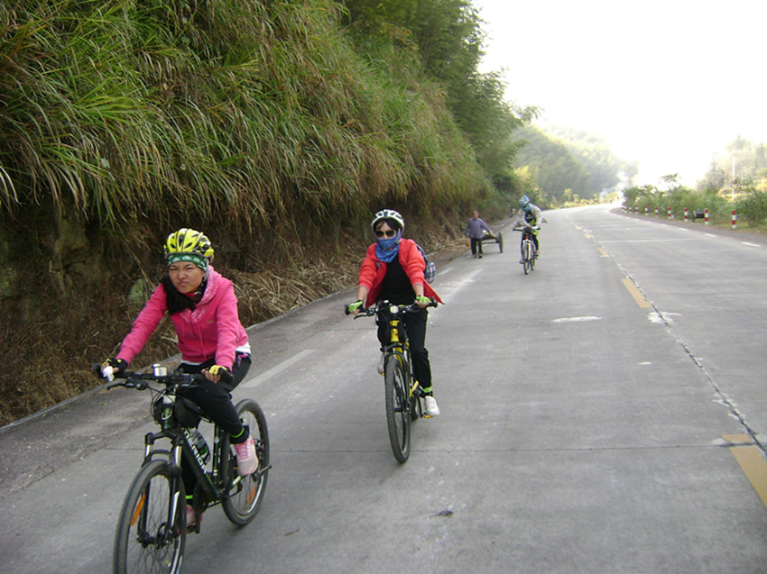 DSC00328_.jpg
