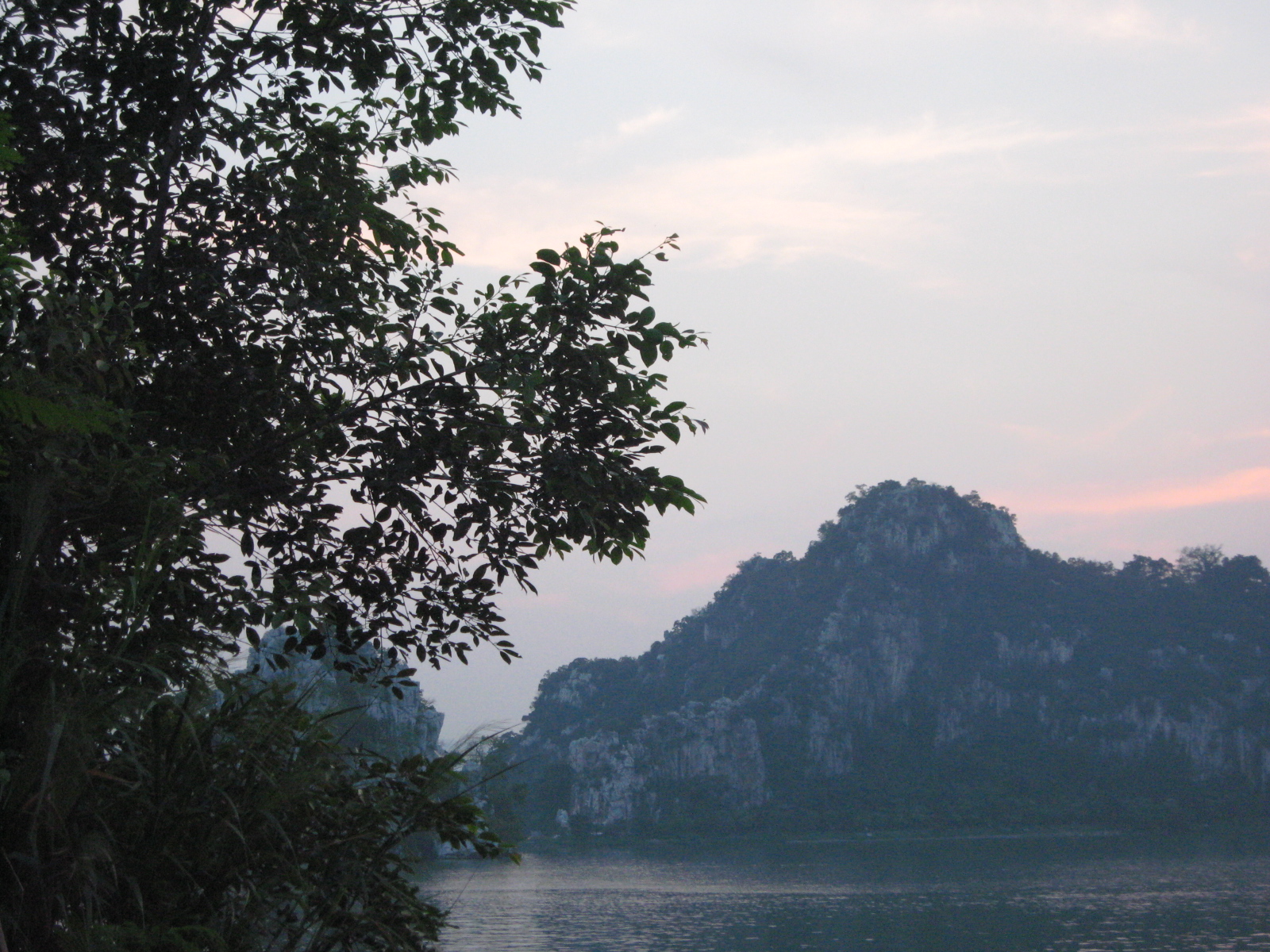 Ƭ 044.jpg