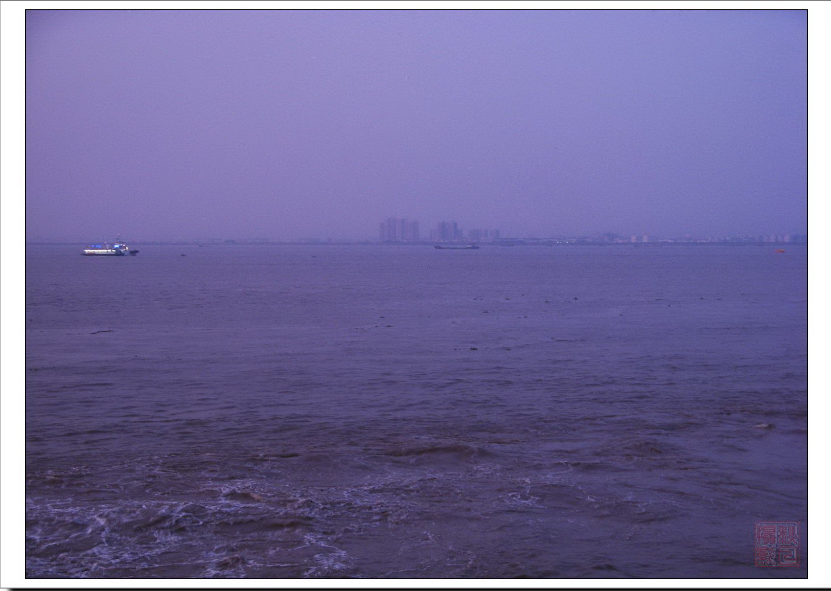 Ƭ 079.jpg