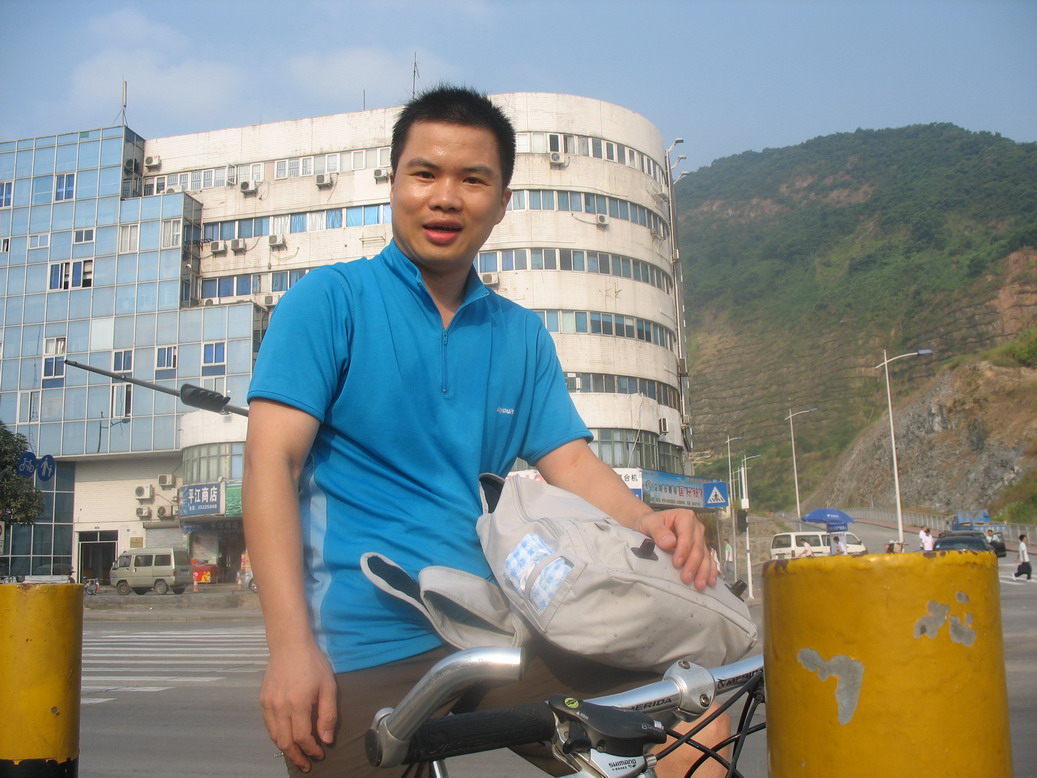 Ƭ 077.jpg