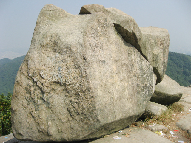 Ƭ 047.jpg