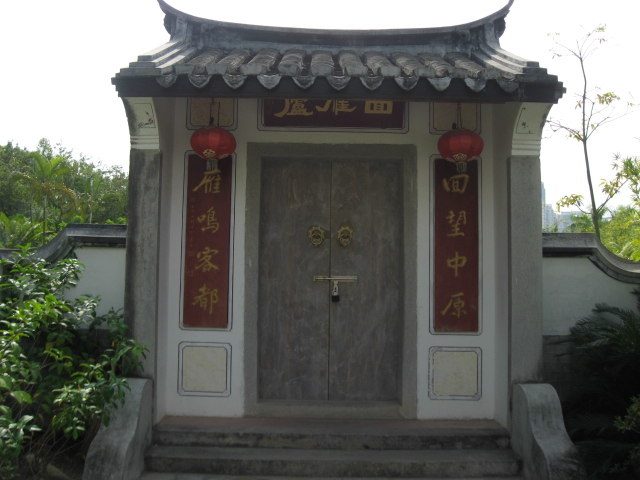 Ƭ 016.jpg