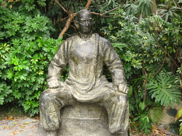 Ƭ 126.jpg