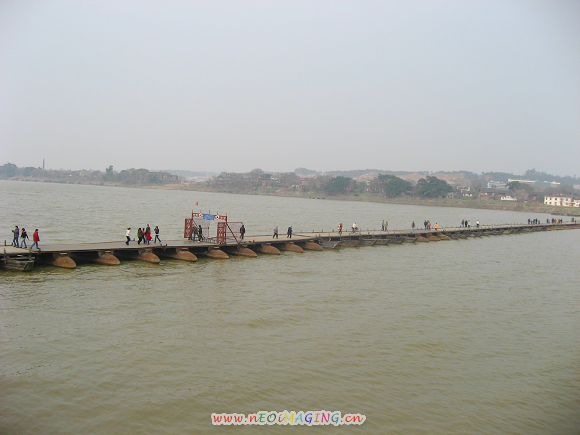 Ƭ 094.jpg