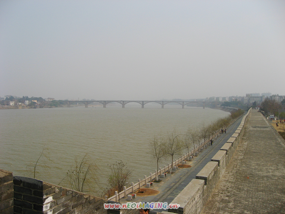 Ƭ 080.jpg