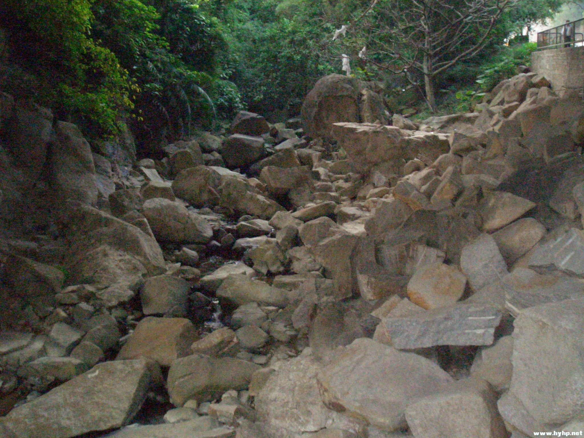 Ƭ 004.jpg