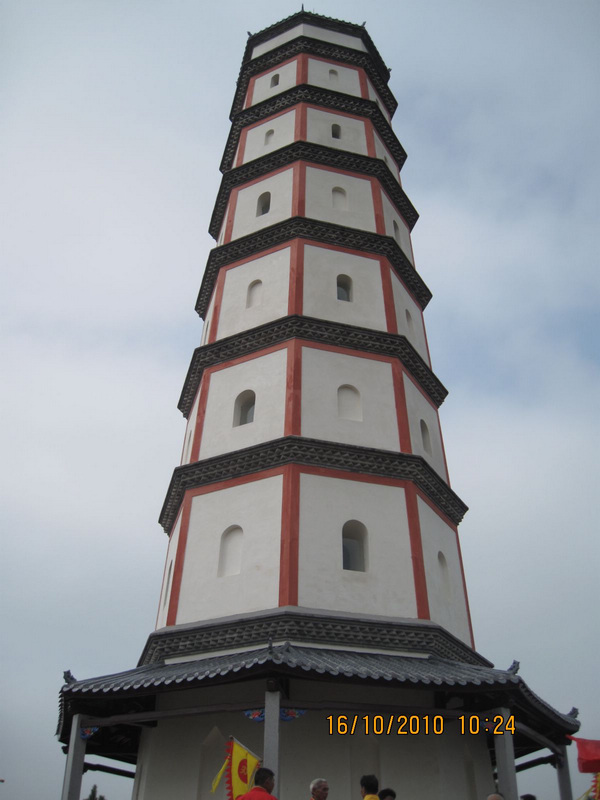 Ƭ 062.jpg