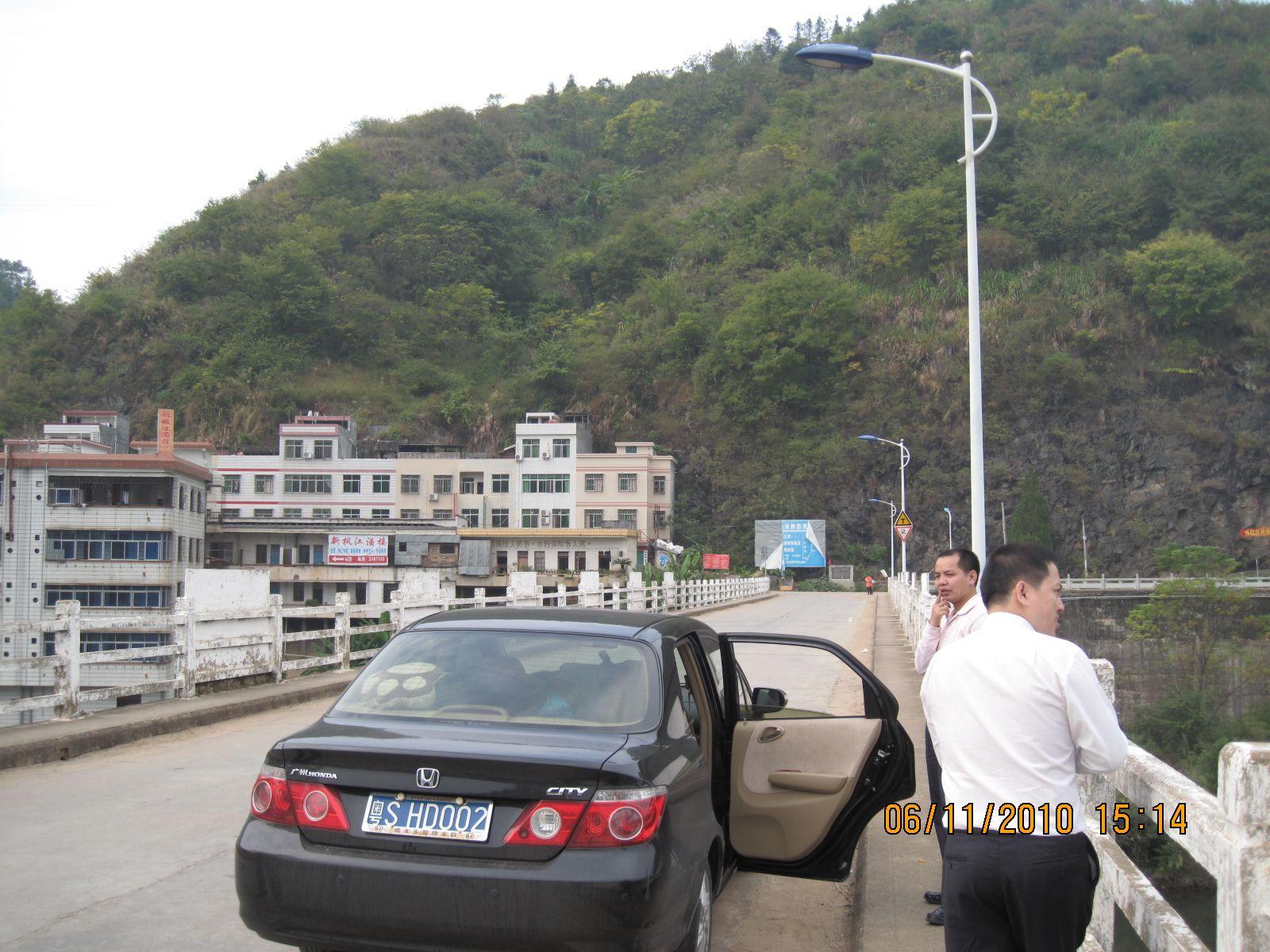 Ƭ 014.jpg