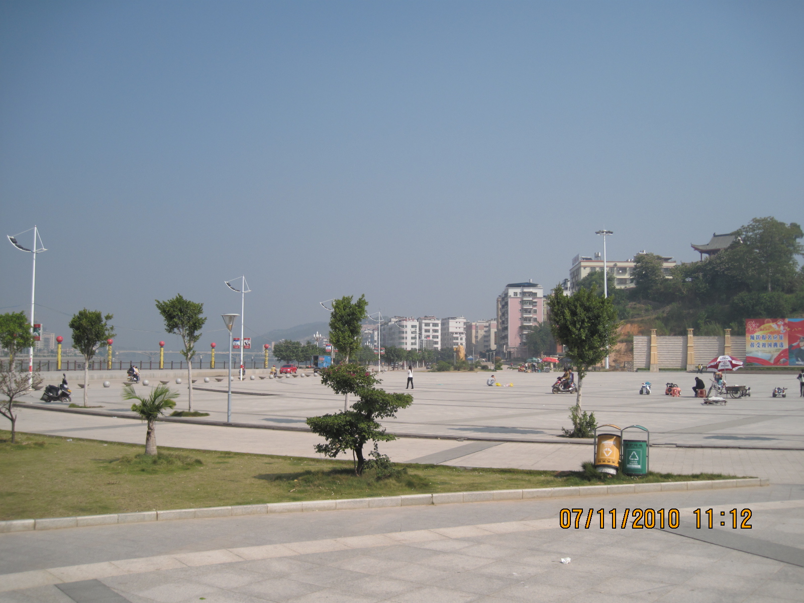 Ƭ 047.jpg