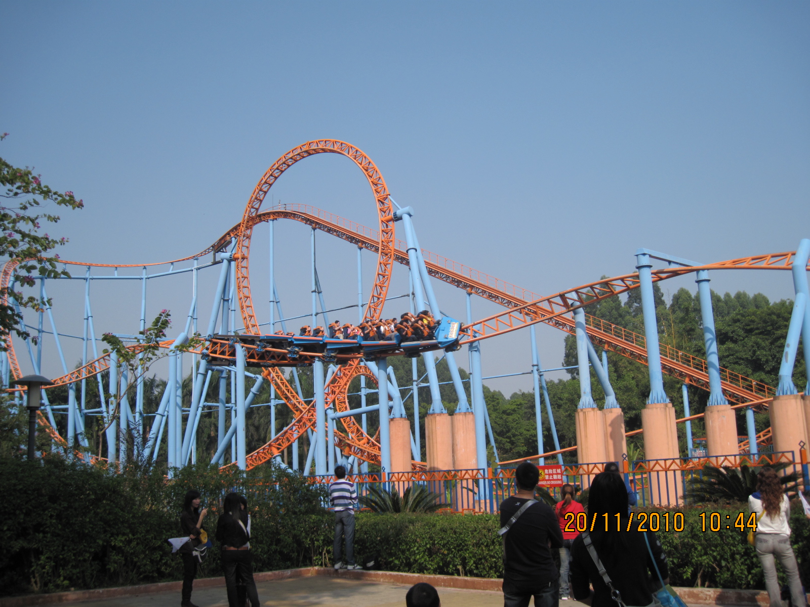 Ƭ 053.jpg