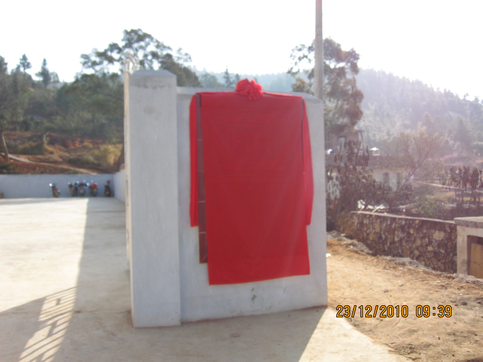 Ƭ 070.jpg