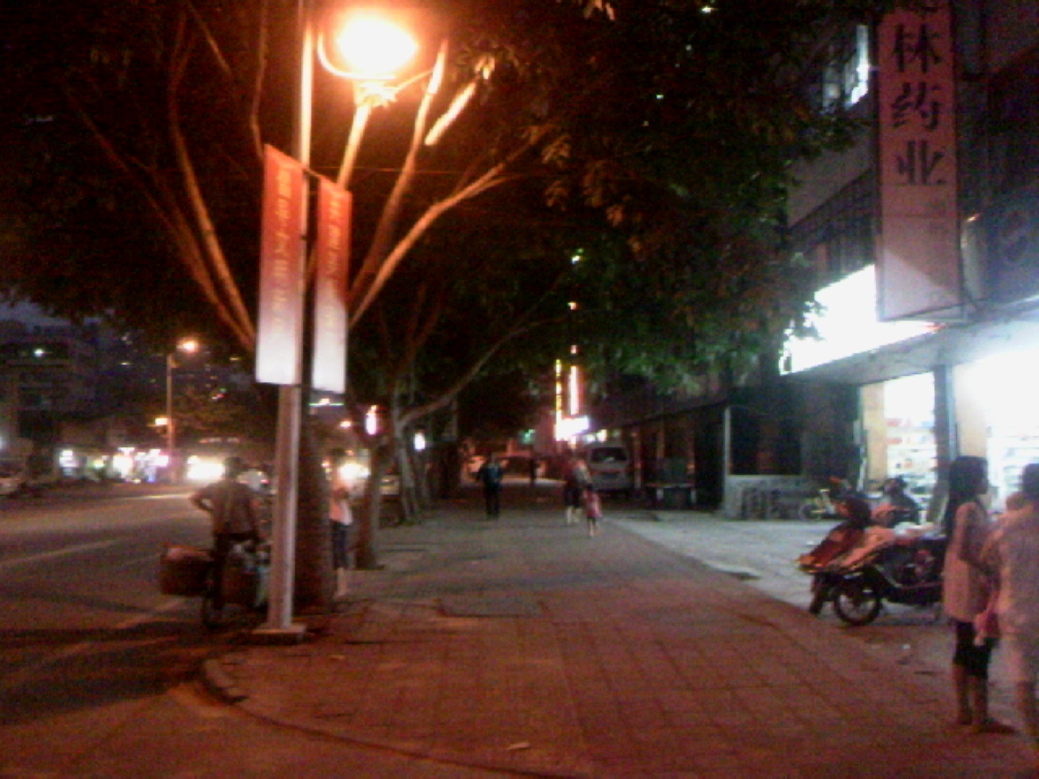 110528A000.jpg