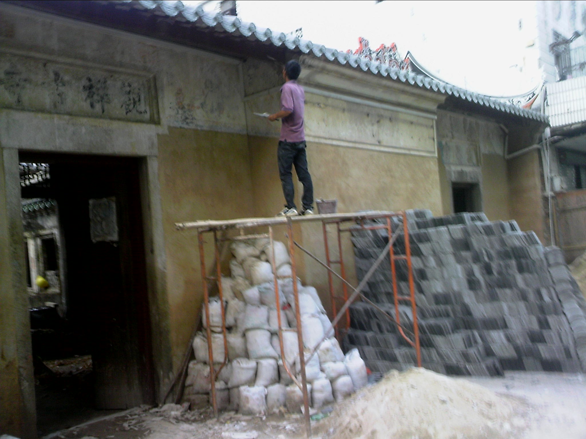 110602A020.jpg