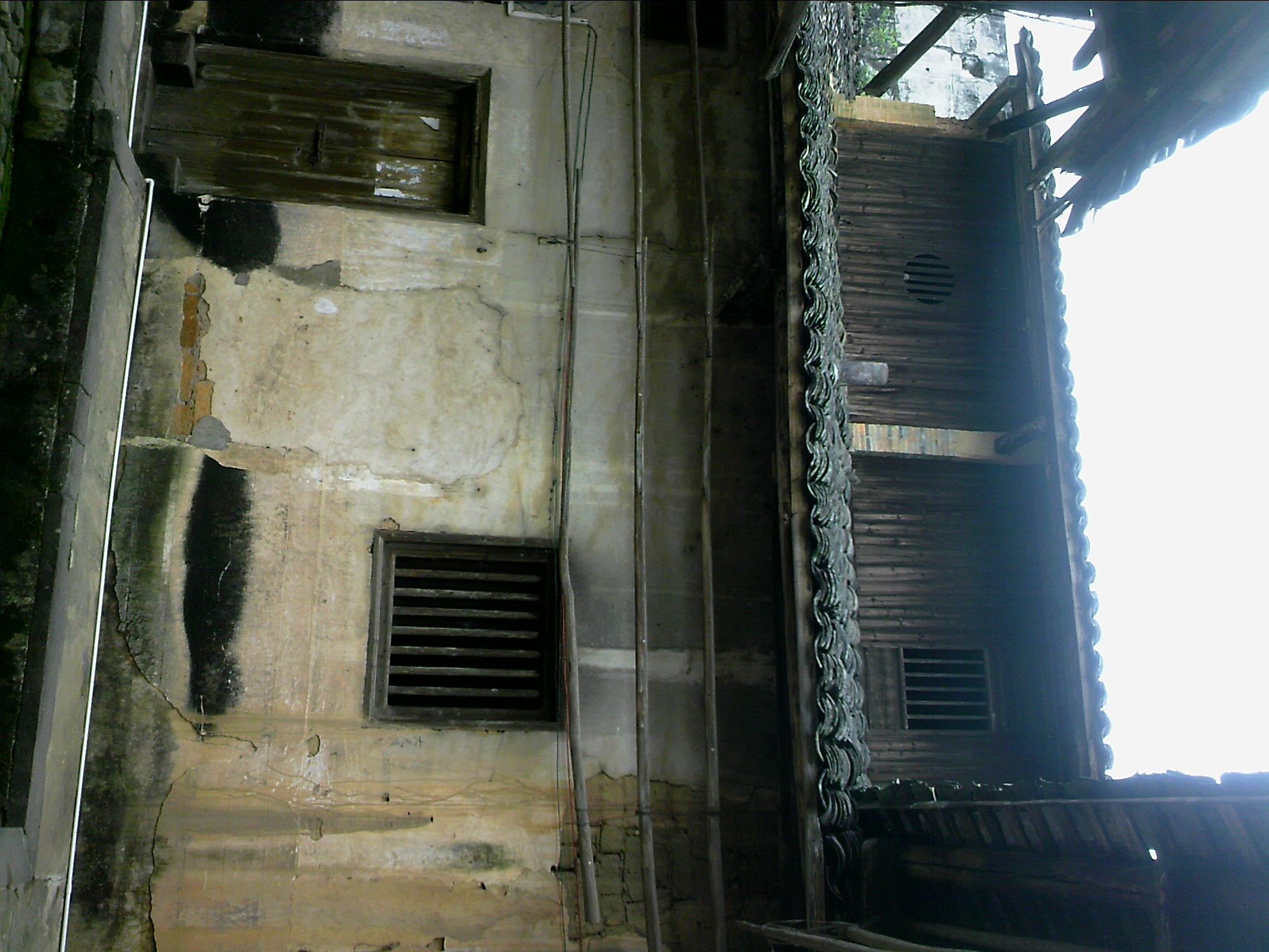 110603A008.jpg
