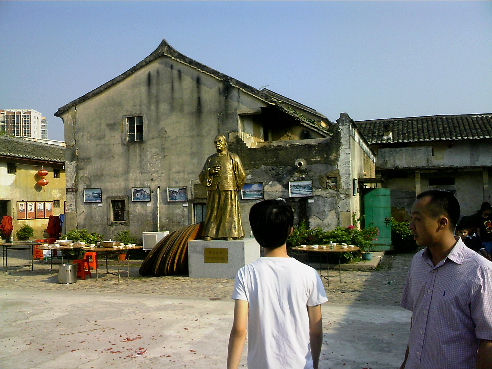 110831A009.jpg
