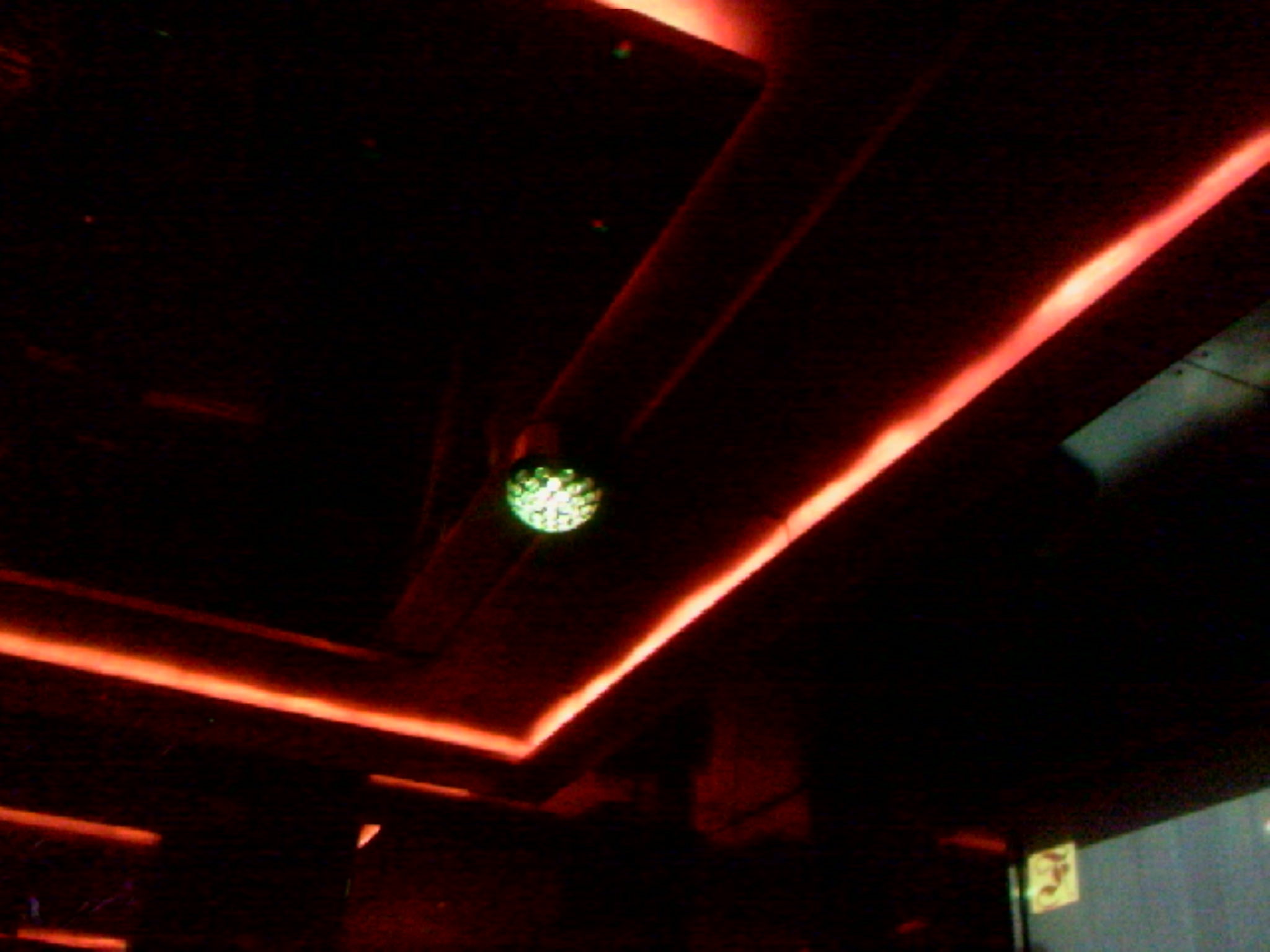 111001A028.jpg